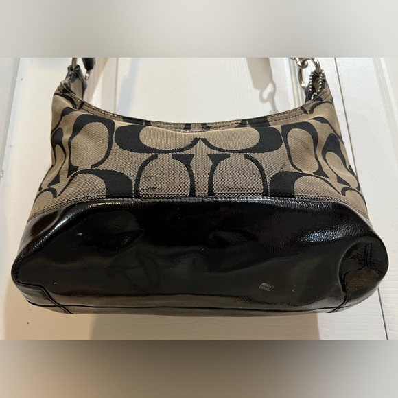 Coach Signature Vintage Black and Tan Leather Trim Crossbody Bag! #M1271-F17491. - Picture 7 of 16